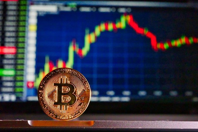 Bitcoin बिटकॉइन में 8% की गिरावट